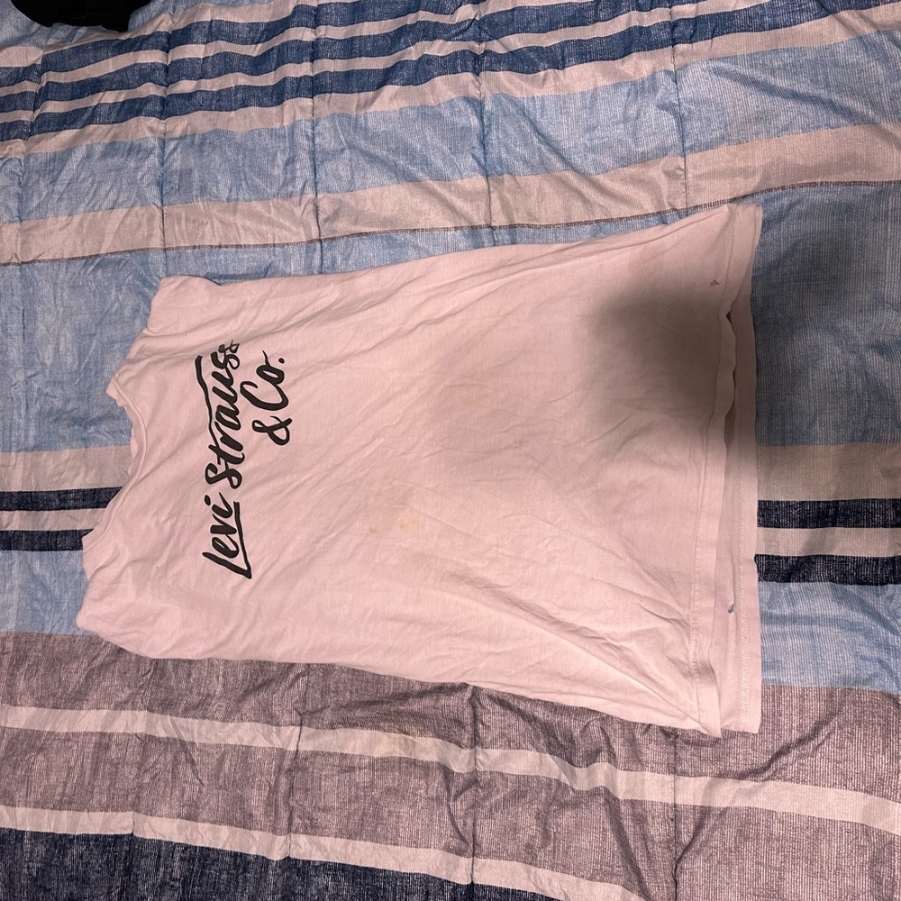 Levi’s shirt